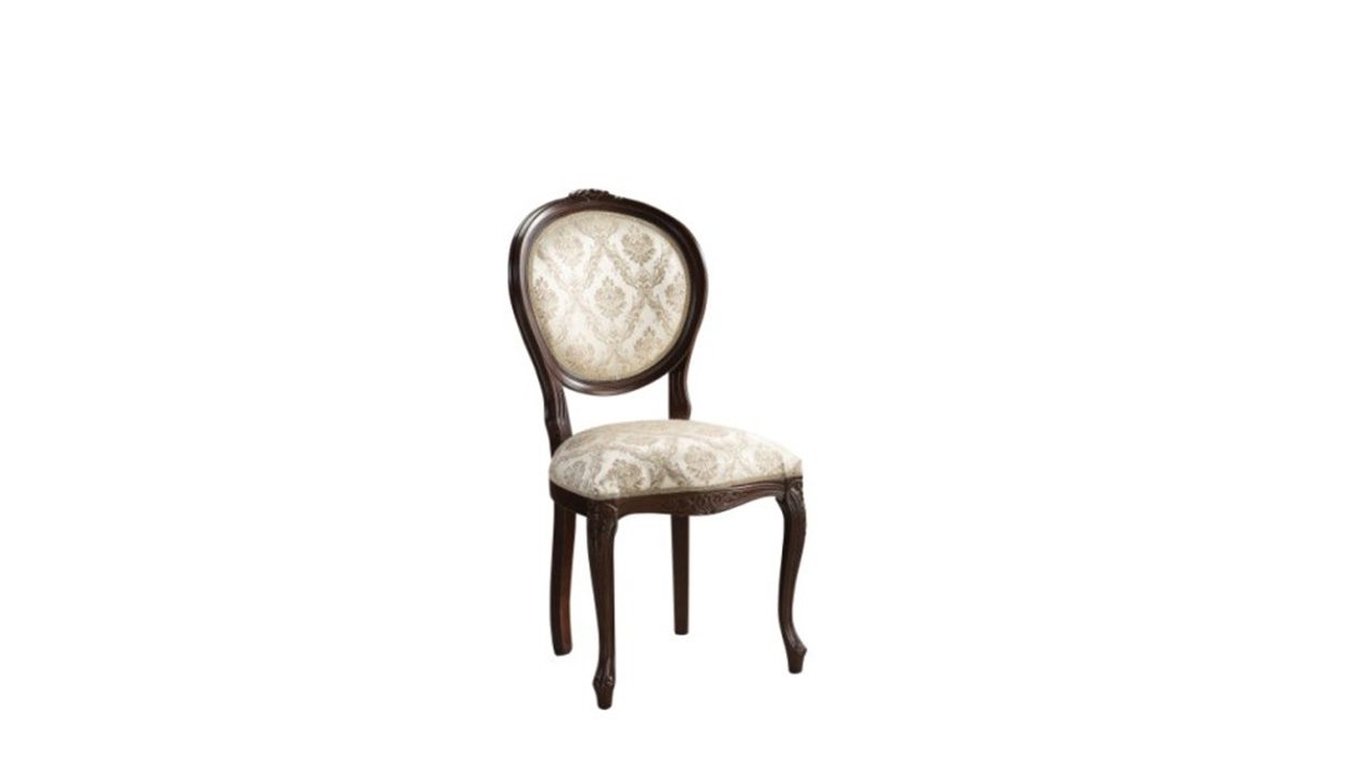 כיסא בעיצוב קלאסי